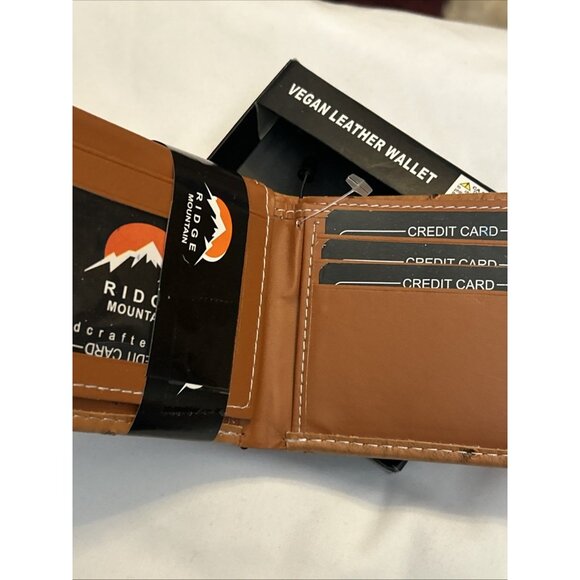 RIDGE MOUNTAIN VEGAN LEATHER HANDCRAFTED STUDDED EAGLE BIFOLD MEN'S WALLET New - Picture 8 of 12